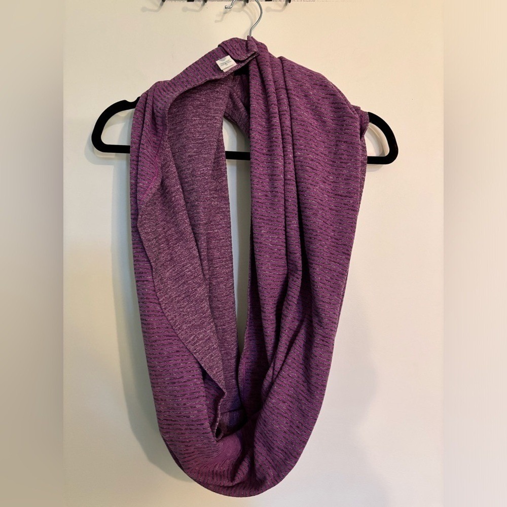 Lululemon Womens Vinyasa Purple Stripe Wrap Scarf‎ Versitile Yoga Hiking Casual